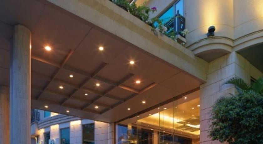 Goldfinch Hotel Bangalore Buitenkant foto