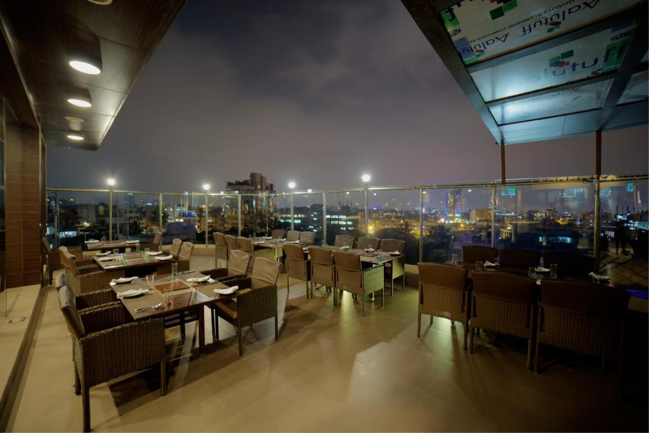 Goldfinch Hotel Bangalore Buitenkant foto