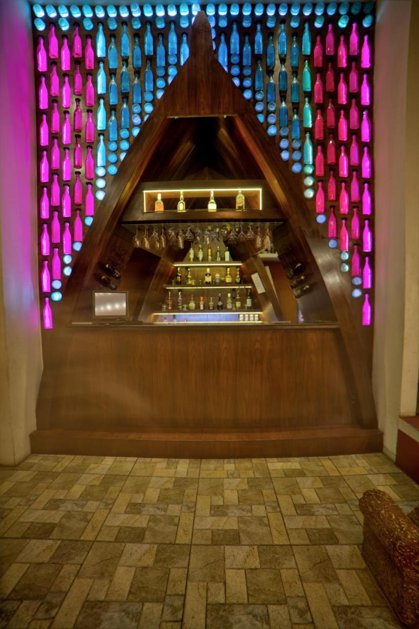 Goldfinch Hotel Bangalore Buitenkant foto